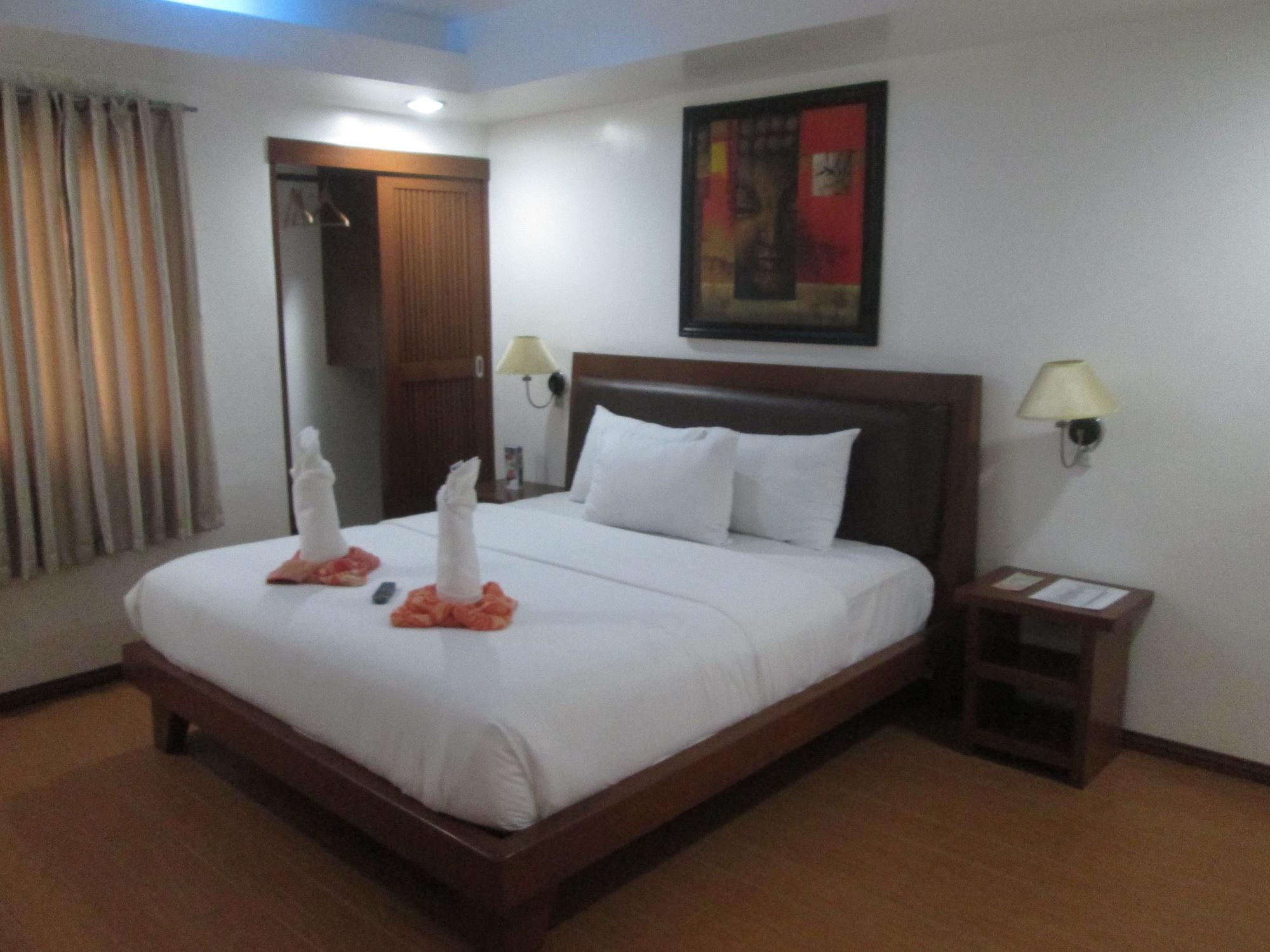 Giulius Boracay Italian Resort Balabag  Exterior photo