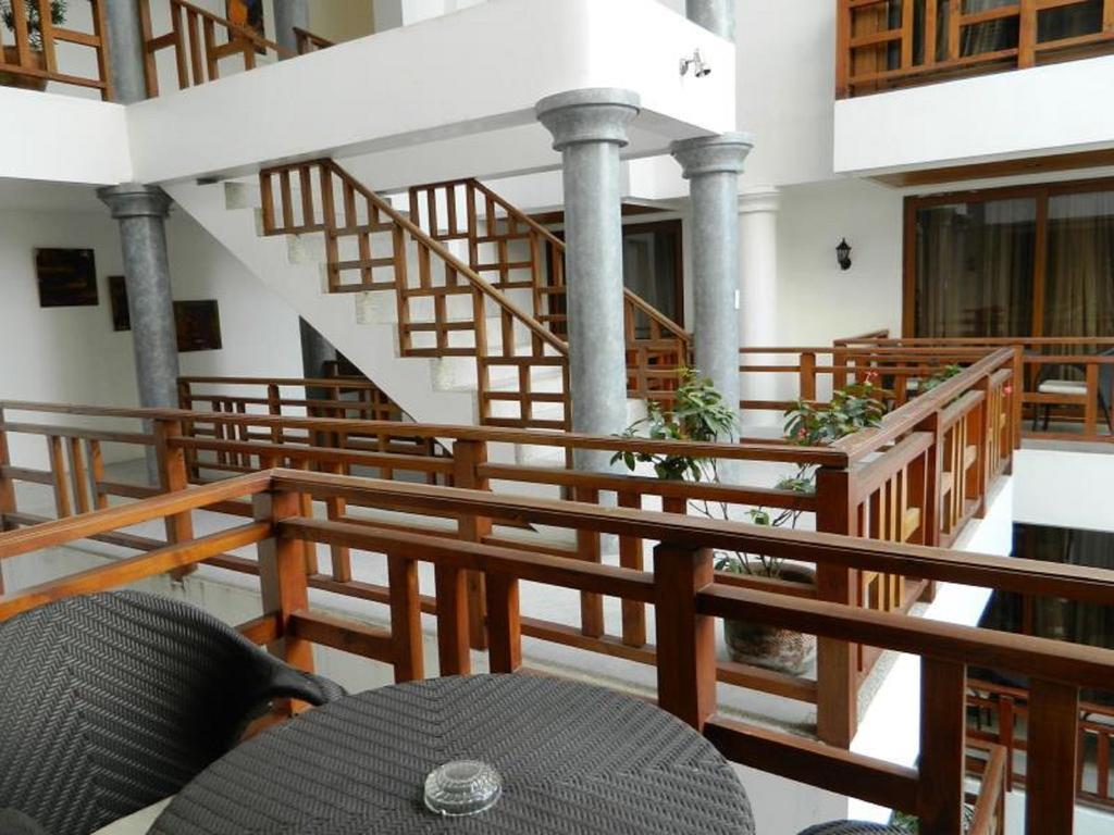 Giulius Boracay Italian Resort Balabag  Exterior photo