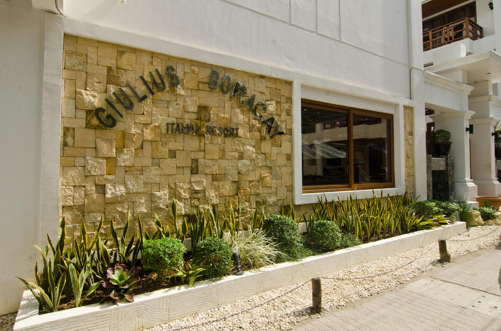 Giulius Boracay Italian Resort Balabag  Exterior photo