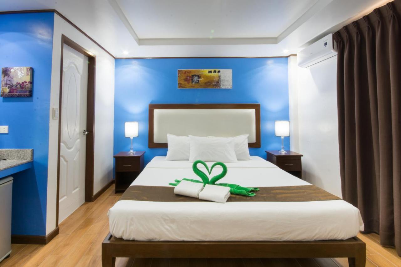 Giulius Boracay Italian Resort Balabag  Exterior photo