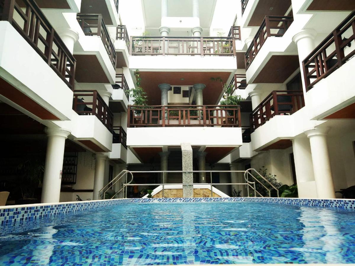 Giulius Boracay Italian Resort Balabag  Exterior photo